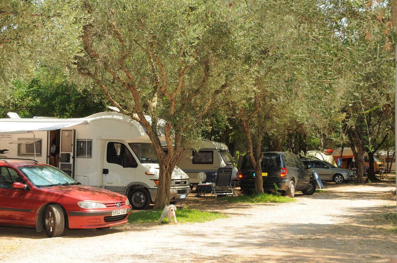 Camping Kato Alissos ภายนอก รูปภาพ